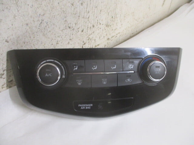 Pre-Owned Nissan Rogue Sport Manual Climate AC Heater Temperature Control OEM LKQ - Verify Specific Vehicle Fitment In Description - (Good)