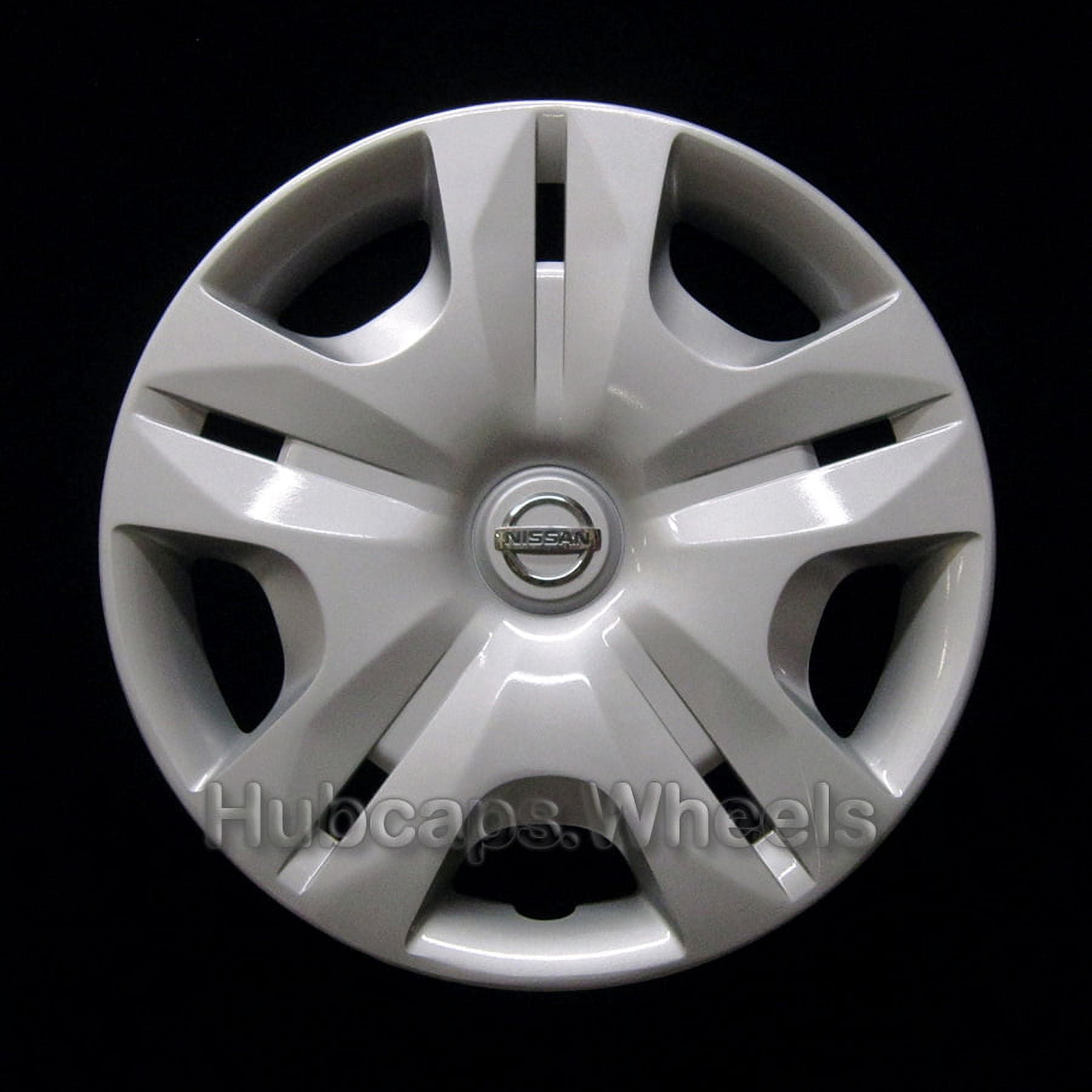 PreOwned OEM Hubcap for Nissan Versa 20102012 Genuine Professionally Refinished 15in