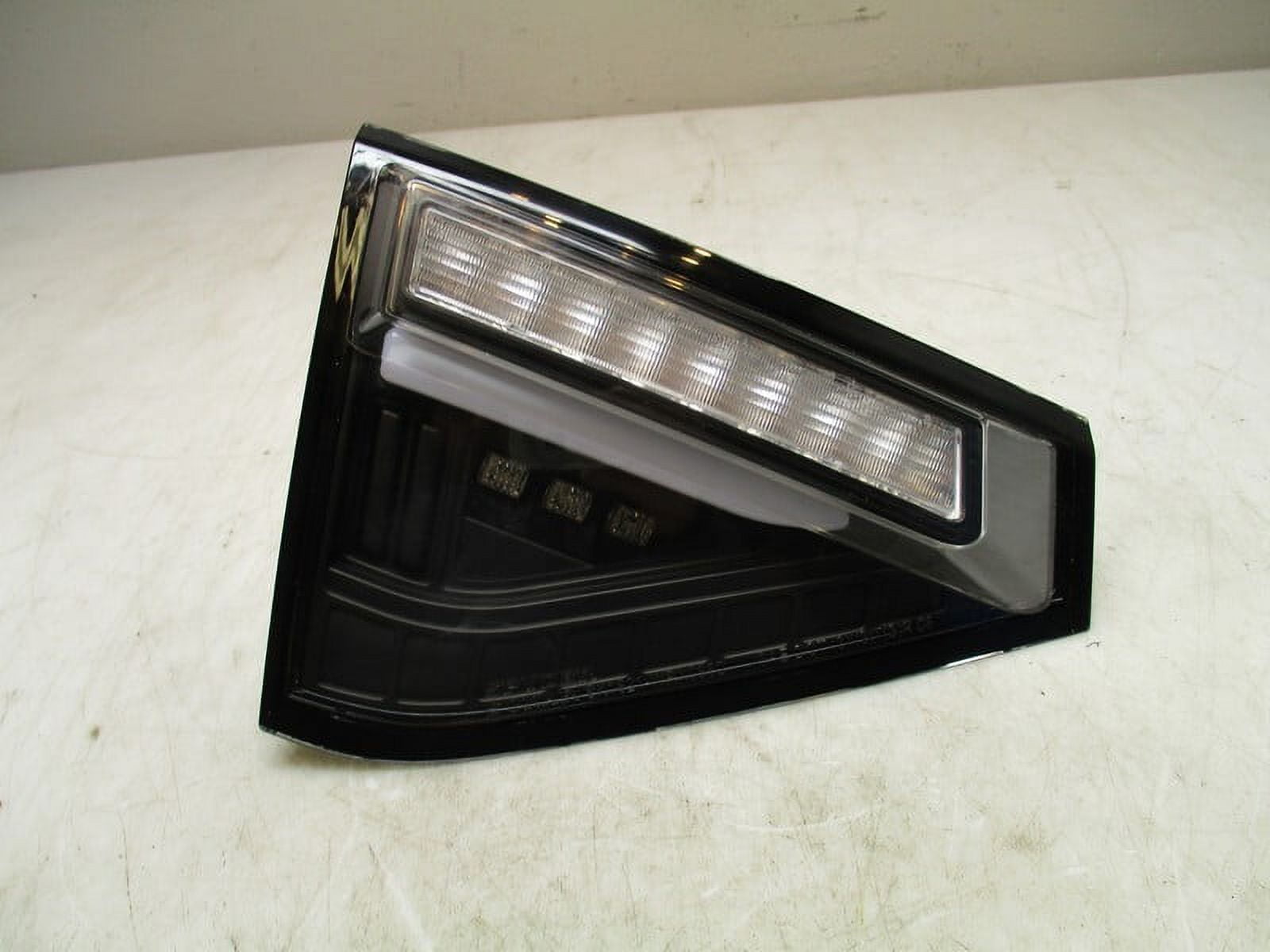 Pre-Owned Spyder LH Driver Lid Mounted Tail Light Lamp for 2008-2014 Subaru Impreza (Good)