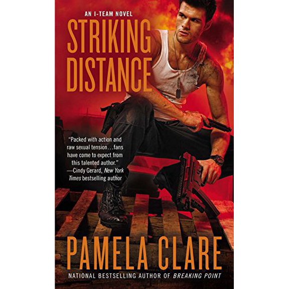 Pre-Owned Striking Distance: 6 (I-Team Novel) Paperback