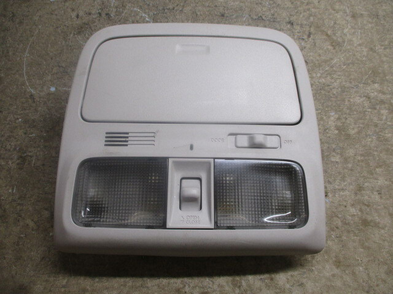Pre-Owned Subaru Forester Overhead Roof Console w/Sunroof OEM LKQ (Good)