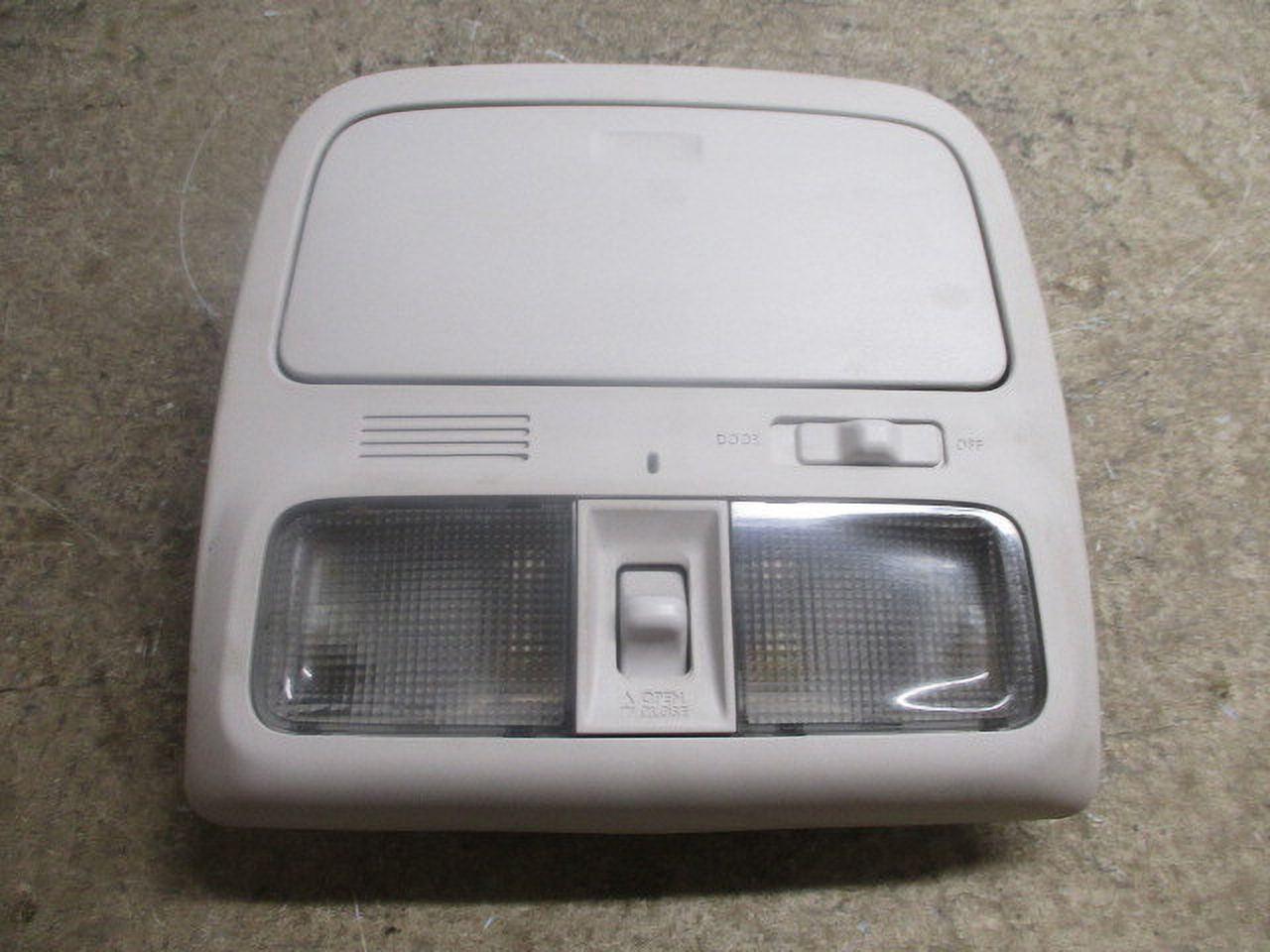 Pre-Owned Subaru Forester Overhead Roof Console w/Sunroof OEM LKQ (Good)
