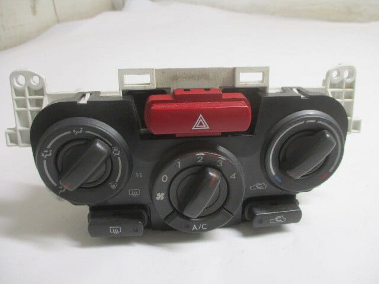 Pre-Owned Subaru Impreza Manual Climate AC Heater Temperature Control OEM LKQ (Good)