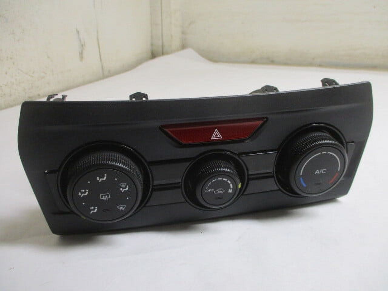 Pre-Owned Subaru Impreza Manual Climate AC Heater Temperature Control OEM LKQ (Good)