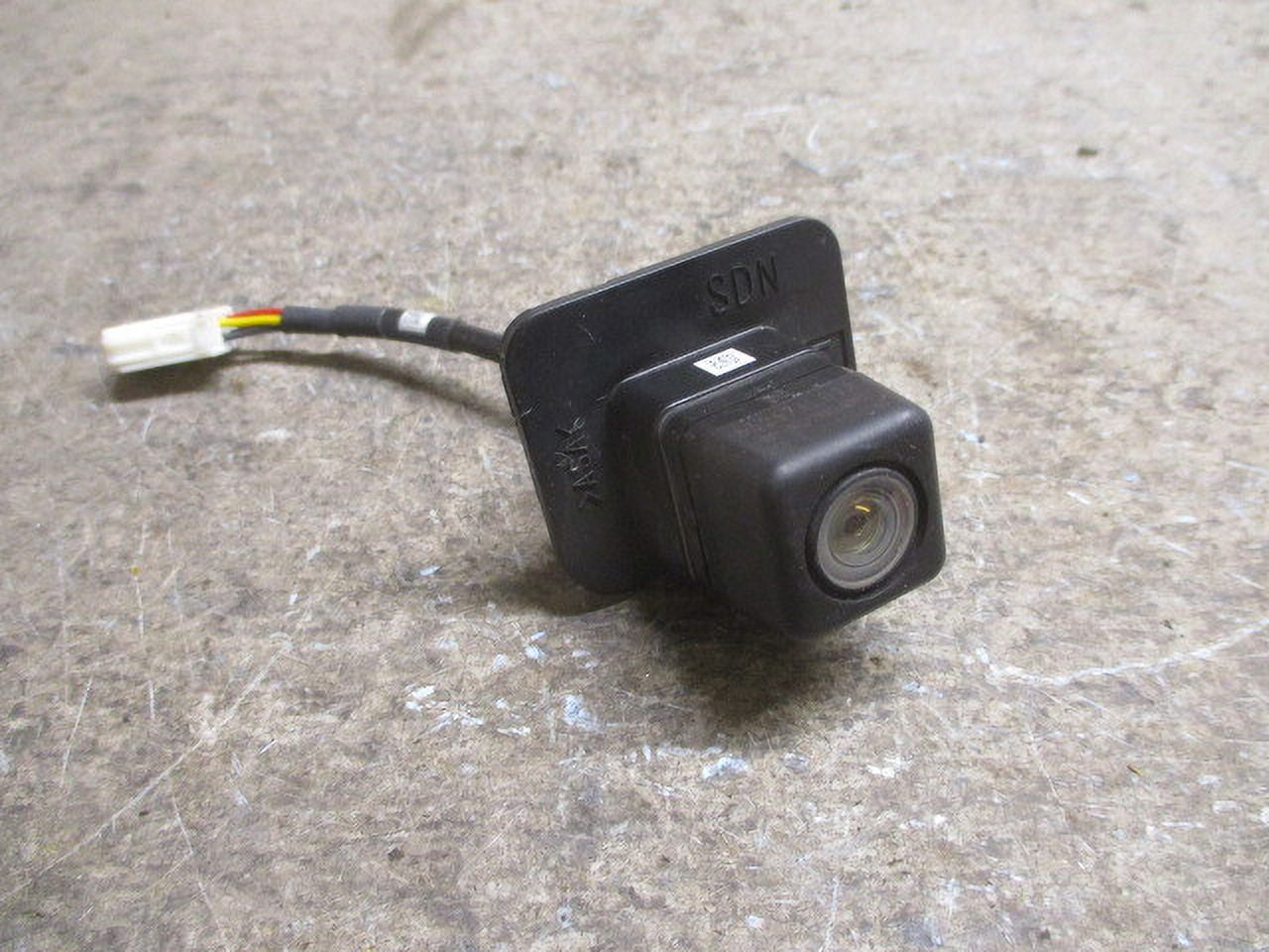 Pre-Owned Subaru Legacy Back Up Rear View Camera OEM LKQ - Verify Specific Vehicle Fitment In Description - (Good)