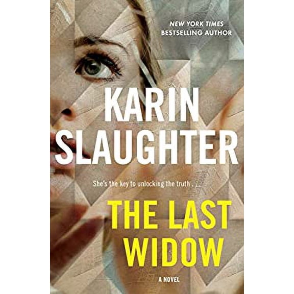 Pre-Owned The Last Widow : A Novel 9780062858085