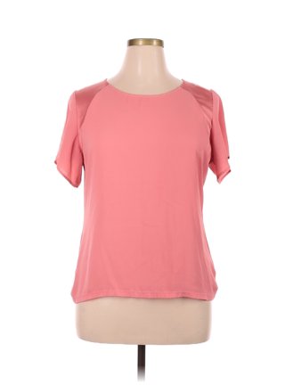 https://i5.walmartimages.com/seo/Pre-Owned-The-Limited-Women-s-Size-XL-Short-Sleeve-Blouse_2aed23bc-852c-4c96-a894-d9aa0c5cfc43.8d3f23c98cf01cd3f60beee86b5b657f.jpeg?odnHeight=432&odnWidth=320&odnBg=FFFFFF
