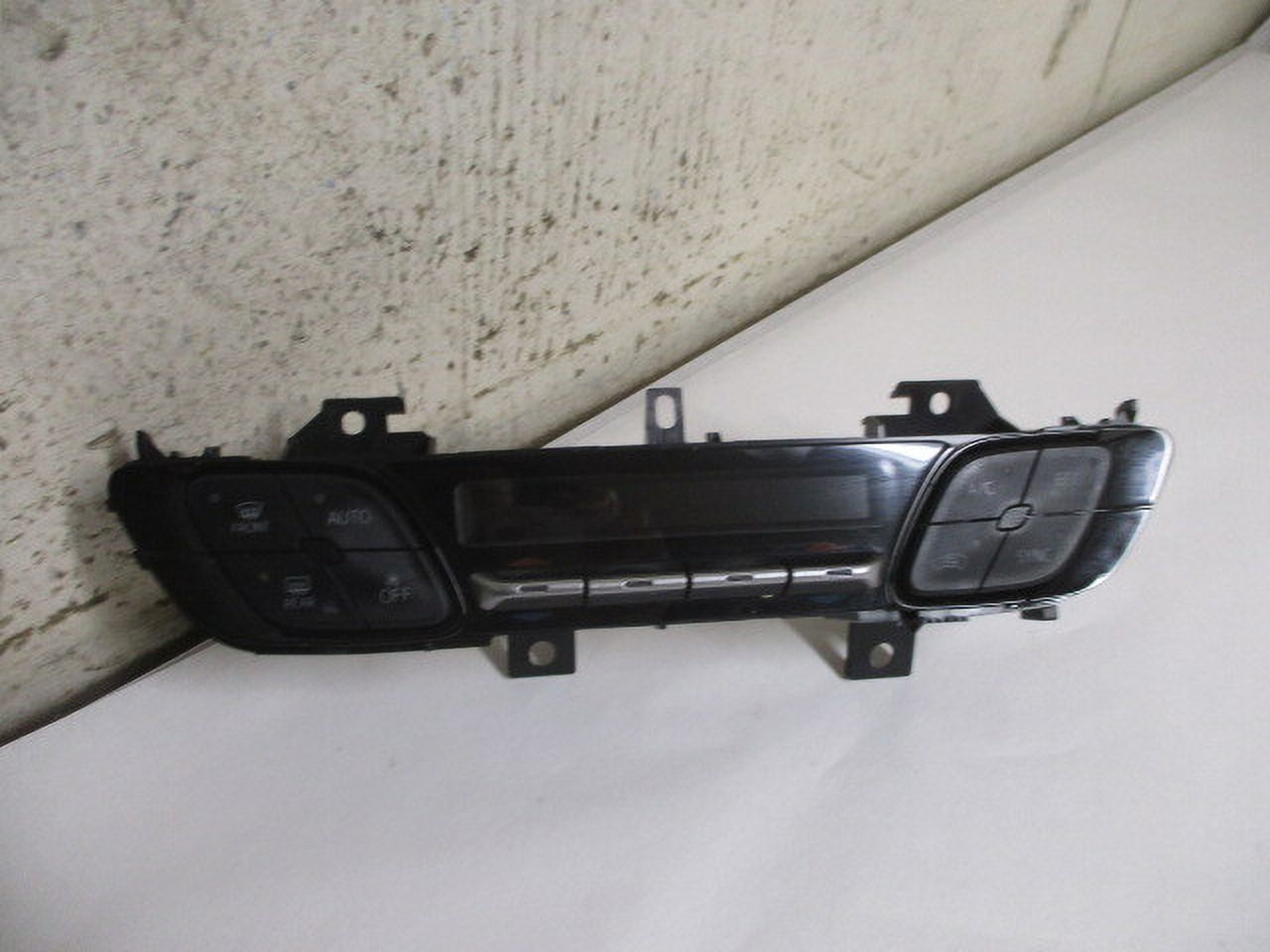 Pre-Owned Toyota C-HR Automatic Climate AC Heater Temperature Control OEM LKQ (Good)