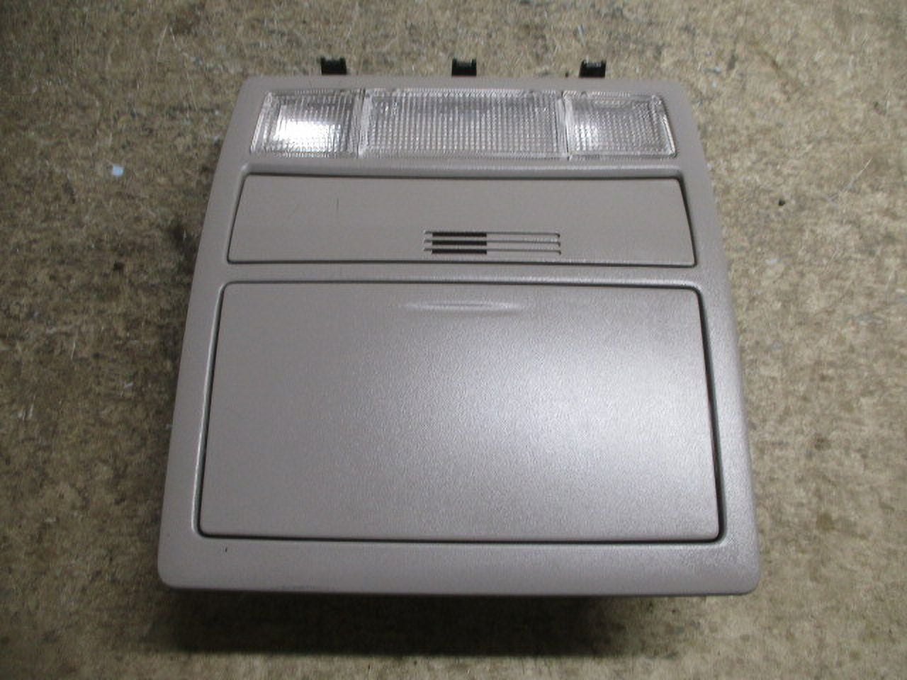 Pre-Owned Toyota Camry Overhead Roof Console w/Lights OEM LKQ (Good)