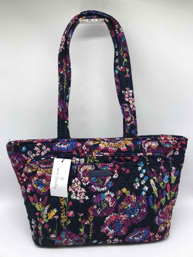 PreOwned Vera Bradley Navy Shoulder Bag Shoulder Bag
