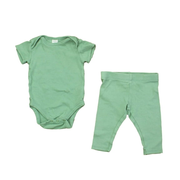 Pre-Owned Nordstrom Boys Green Apparel Sets size: 6 Months (Good)