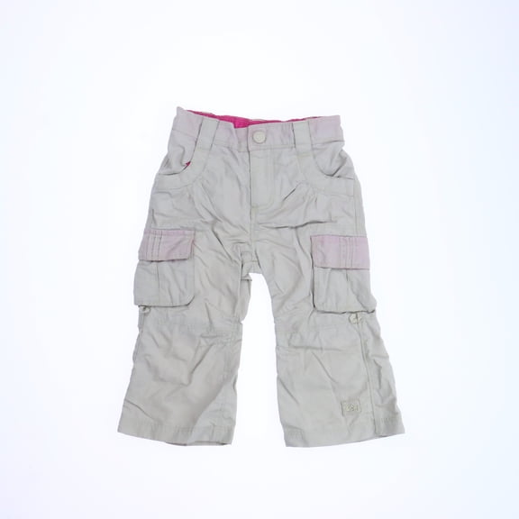 Pre-owned: REI Girls Tan Cargo Pants size: 12 Months (Excellent)