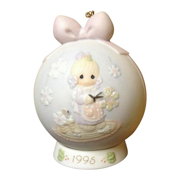 Precious Moments: 142689 He Covers the Earth with His Beauty | Ornament