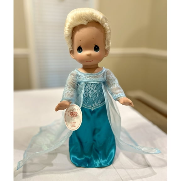 Precious Moments Disney Frozen Timeless Elsa Doll #5025