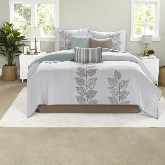 Premium 6 Piece Bedding Sets Cotton Material Modern Embroidered Design Perfect for Home Bedroom Decor