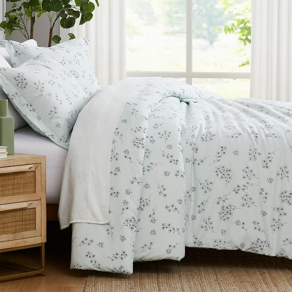 Premium Collection Oversized Down Alternative Comforter sets
