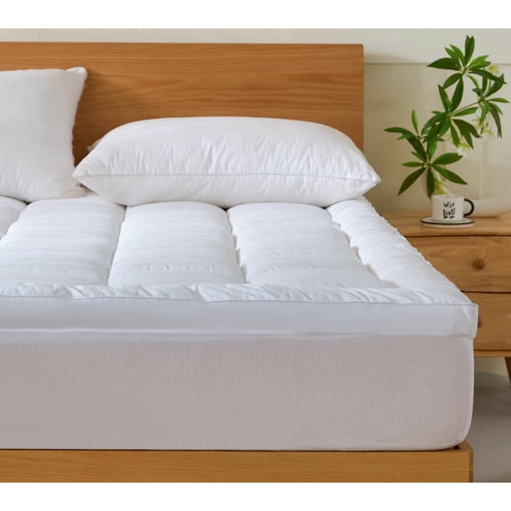 Queen Quilted Mattress Pad with 100% Cotton Surface, Soft Down Alternative Fill Mattress Topper, Fits 8-22" Deep Pocket, White