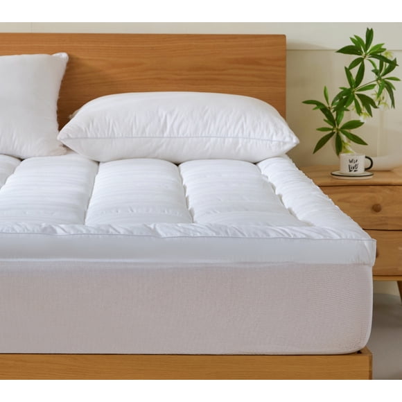 Premium Cotton Fitted Mattress Pad, Queen Quilted Soft Mattress Topper with Down Alternative Fill, Deep Pocket Fits 8-22 inch Mattress (60x80" White)