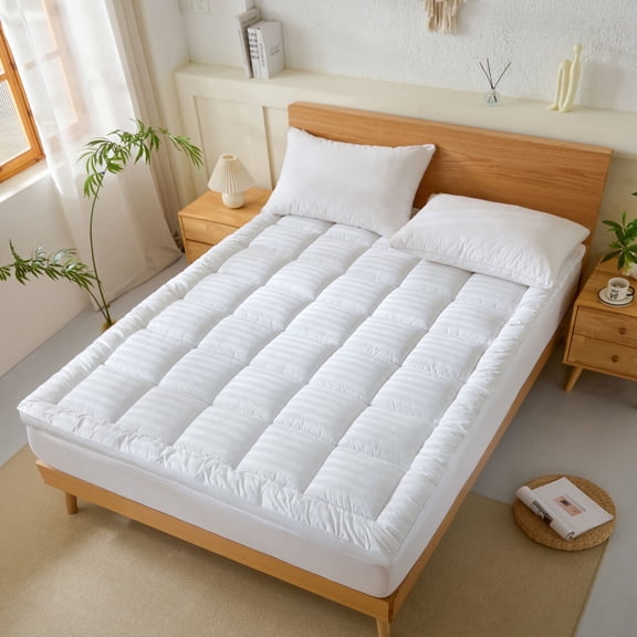 Premium Cotton Fitted Mattress Pad, Twin XL Quilted Soft Mattress topper with Down Alternative Fill, Deep Pocket Fits 8-22 Inch Mattress (39x80" White)