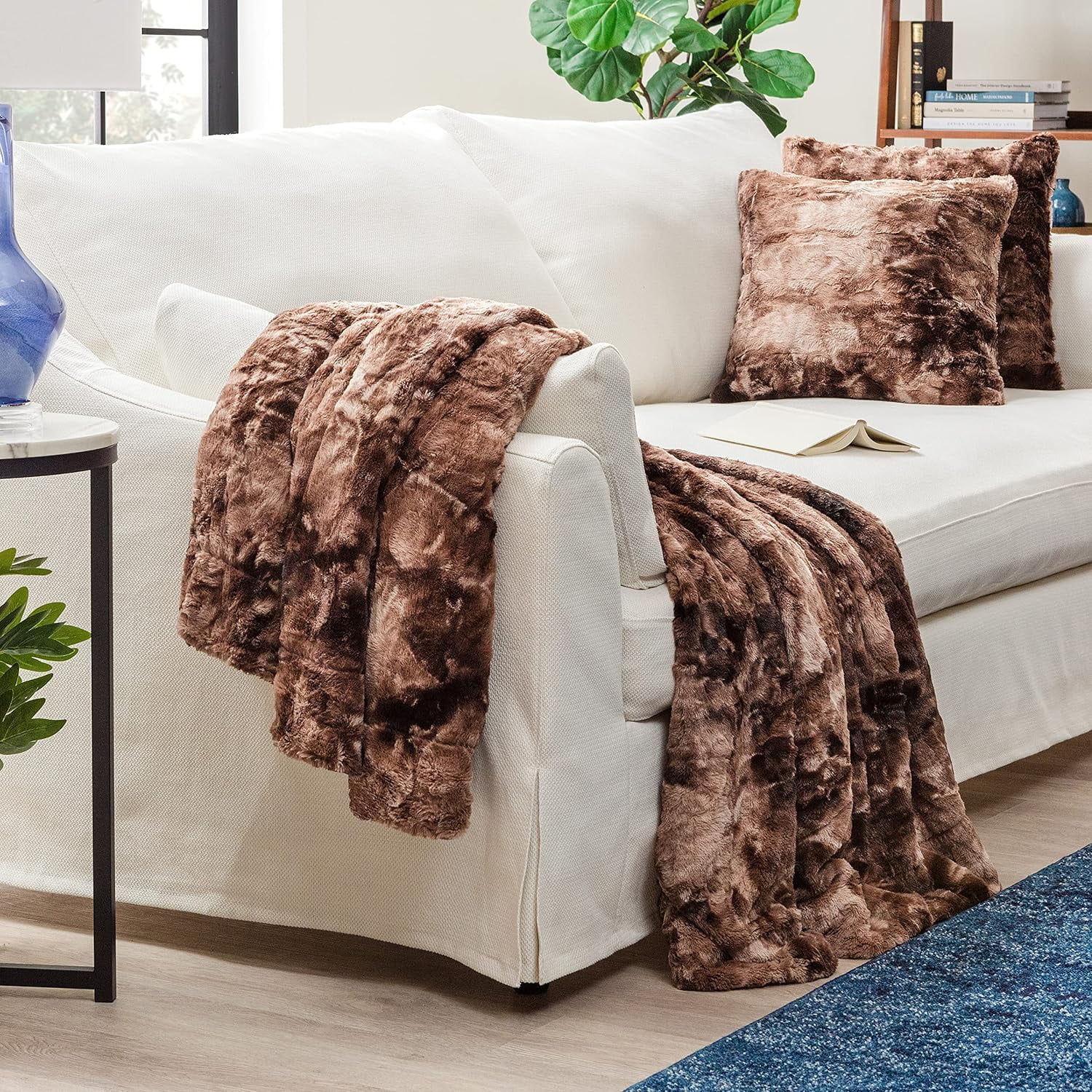Premium Throw Blanket Pillow Cover Minky Faux Fur Fuzzy Throw 50 X 65 2 Pillow Covers 18 X 18 3 Piece Set Chocolate Walmart