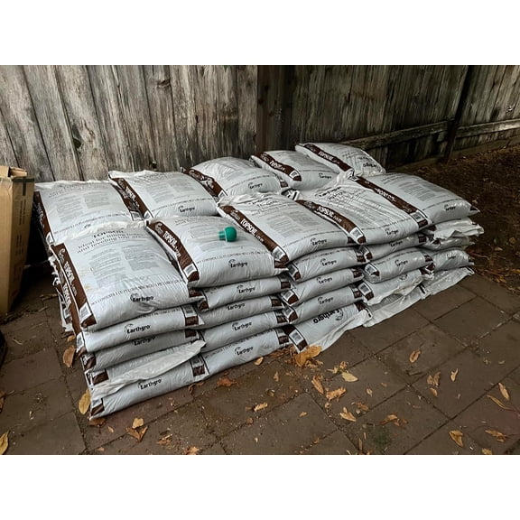 Premium Topsoil Lawn and Garden Soil Conditioner with Peat Moss, 60 Bags, 45 Cu. Ft.