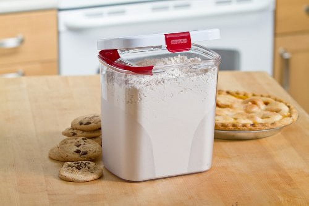 Red BPA-Free 3.8 Qt Airtight Food Storage Container