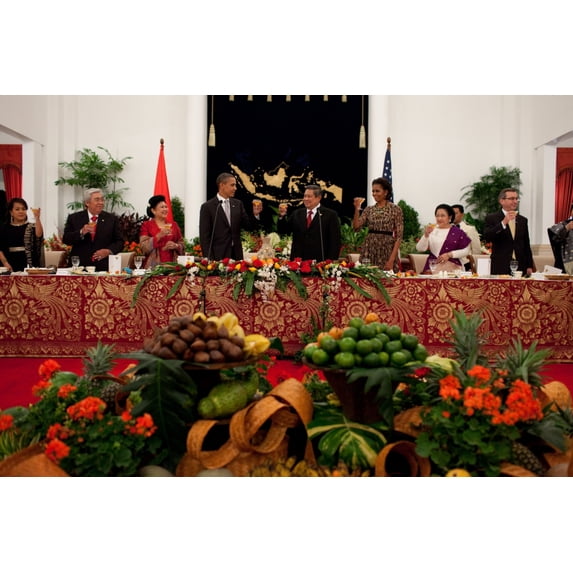President Barack Obama Offers A Toast During The State Dinner Hosted By President Susilo Bambang Yudhoyono At The Istana Negara State Palace In Jakarta Indonesia Nov. 9 2010. History (36 x 24)