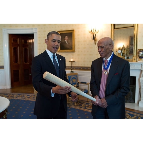 President Barack Obama With Ernie Banks History (36 x 24)