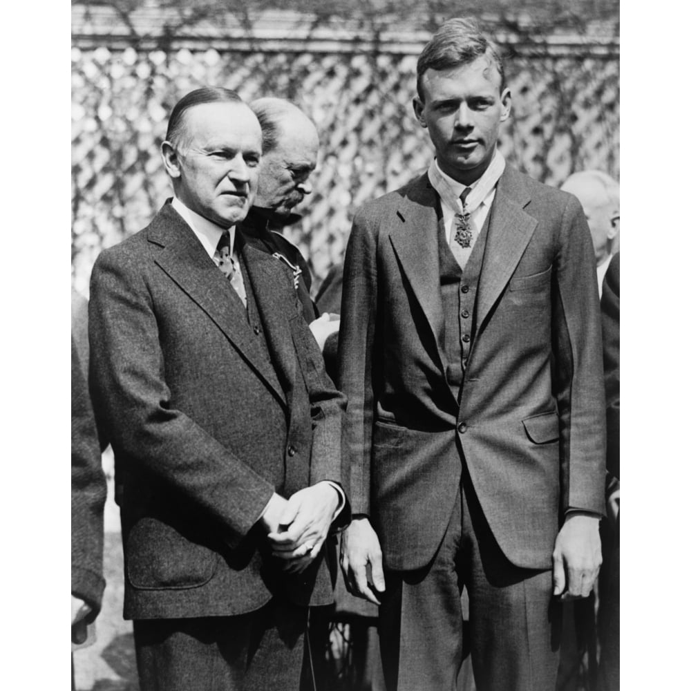 President Calvin Coolidge With Medal Of Honor Recipient History (24 x 36)