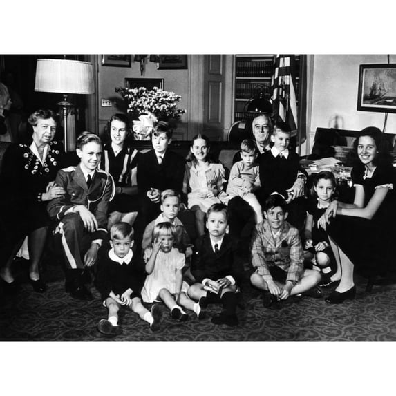 President Franklin And Eleanor Roosevelt With Their Grandchildren On The Day Of His Fourth Inauguration History (