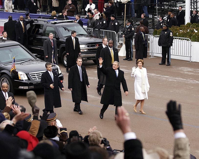 President George W. Bush in Inaugural Parade - Style A - 24x36 Inch ...