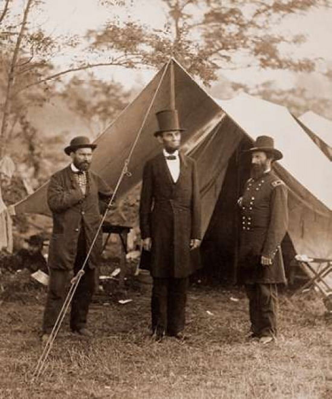 President Lincoln on the Battlefield of Antietam Maryland October 2 1862 Canvas Art - Alexander Gardner (20 x 24)