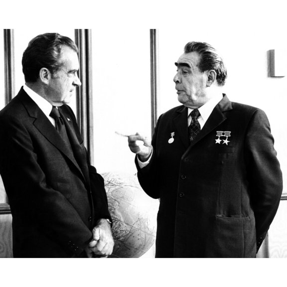 President Richard Nixon And Soviet Communist Party Leader History (24 x 18)