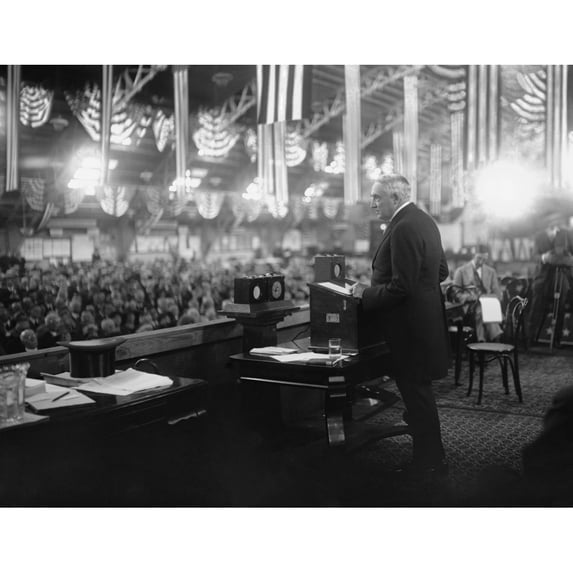 President Warren Harding Addressing The Chamber Of Commerce Convention History (24 x 18)