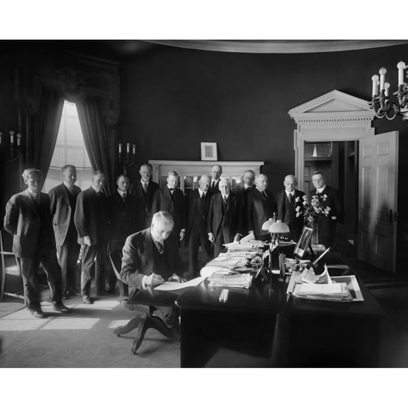 President Warren Harding Signs The Capper-Volstead Act Of Feb. 18 History (24 x 18)