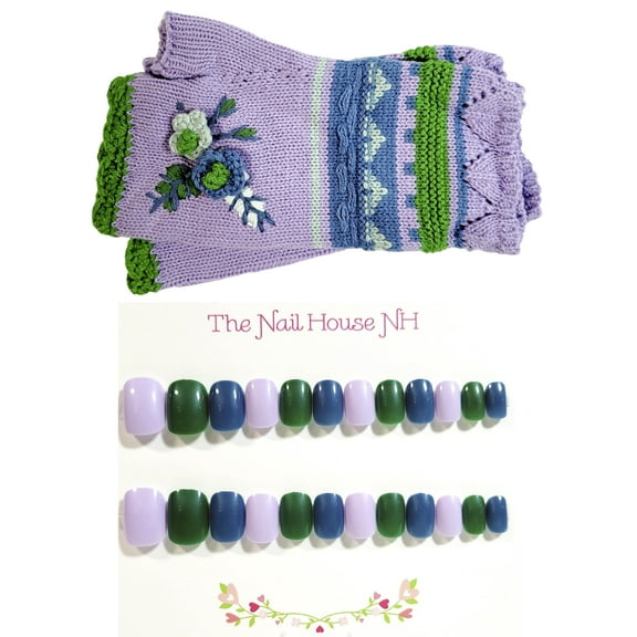 Press On Nails and Fingerless Glove Gift Set - Lavender Blue