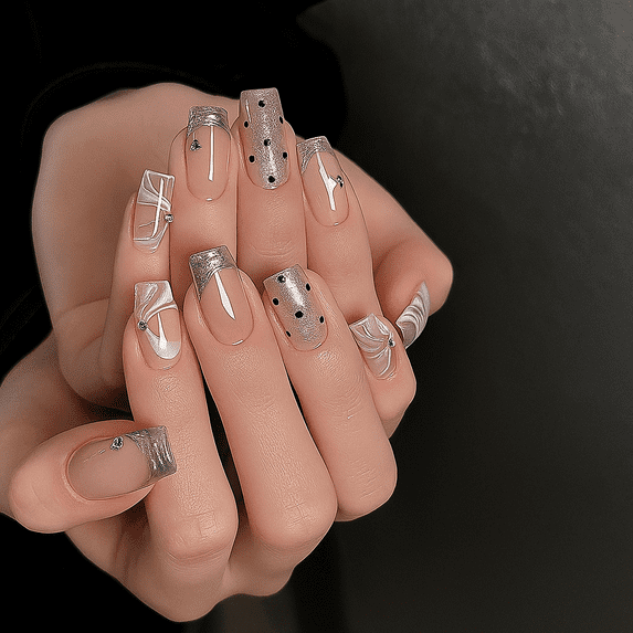 Press on Nails Full Cover Luxury False Nails for Women and Girls 24PCS