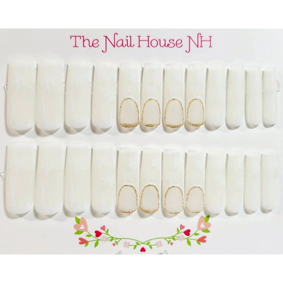 Pretty, Pretty Snowflakes Matte Square Press On Nails - 24 Pieces - Winter Nails