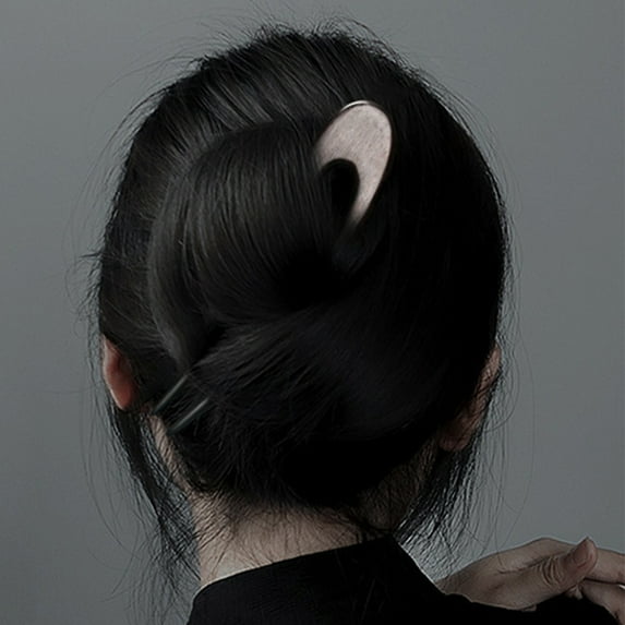 Pretyzoom Elegant Vintage U Shape Wooden Hair Sticks 2pcs Classic Durable Non Slip Chignon Pins for Women