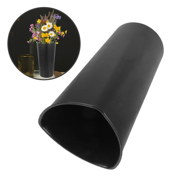Pretyzoom Plastic Floral Containers Simple Triangle Bucket Black For Balcony Decoration 1Pcs