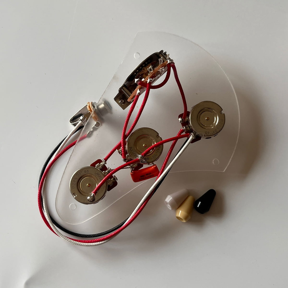 Prewired Loaded Guitar Stratocaster Pickguard Acrylic 250K Brass Copper Shaft Pots CDE Orange 473K 200V Caps Guitar Accessories