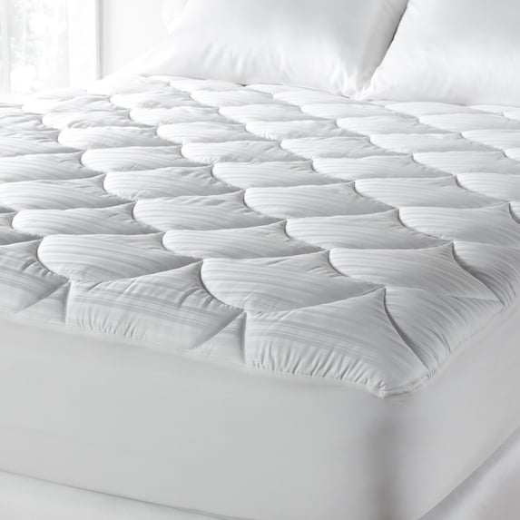 "PrimaLoft 600 Thread Count Extra Plush Hypoallergenic Mattress Pad"