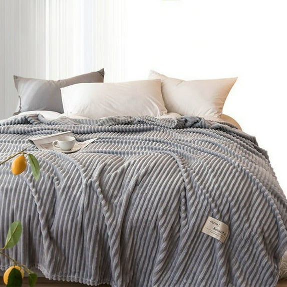 Prime Day Sales!YZEGDCH Summer Cool Quilt Cooling Blankets Twin/XL/Throw/Standard Size Cooling Blankets for Night Sweats All-Season Comforter Gifts for Mom Women