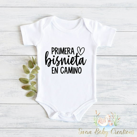 Primer Bisnieta, Spanish Pregnancy Announcement To Great Grandma, Pregnancy Reveal, Spanish Baby , Spanish Due Date, Hola Bisabuelos Cute Baby Onesie, BABY BODYSUIT LAT 4424