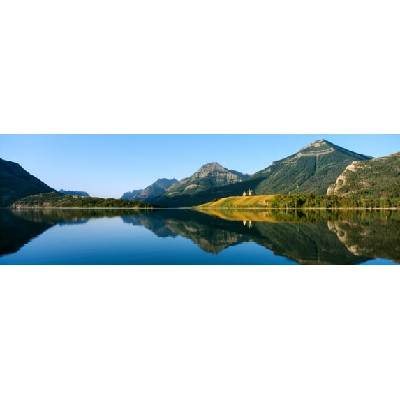 Prince of Wales Hotel in Waterton Lakes National Park, Alberta, Canada Poster Print (12 x 36)