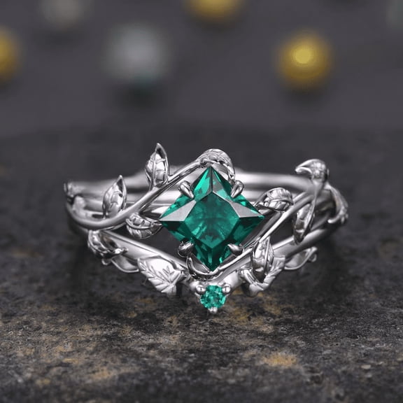 Princess Emerald Ring- Vintage Twig Vine Leaf Ring in 925 Sterling Silver- Unique Emerald Engagement Ring- May birthstone