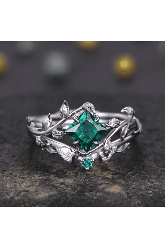 Princess Emerald Ring- Vintage Twig Vine Leaf Ring in 925 Sterling Silver- Unique Emerald Engagement Ring- May birthstone