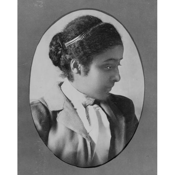 Print: African American Woman, Facing Right, View 4, 1899