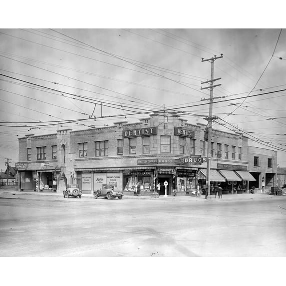Print: Dr. Higgins, Exterior Bldg., circa 1900-1920