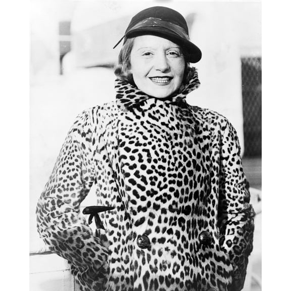 Print: Elisabeth Bergner, Half-Length Portrait, Facing Front, 1935